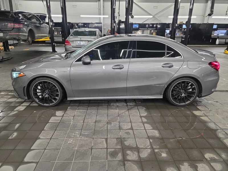 Mercedes-Benz A 35 * AMG * CARFAX * БЕЗ ПЪРВОНАЧАЛНА ВНОСКА, снимка 2 - Автомобили и джипове - 52870494