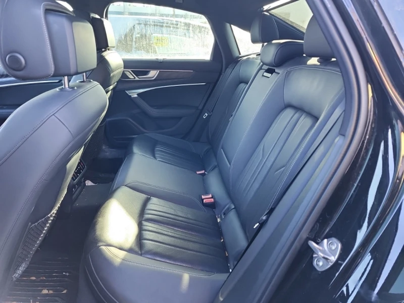 Audi A6 Sedan* S-Line* 360камера* Подгреви* Обдухвания* , снимка 14 - Автомобили и джипове - 53532808