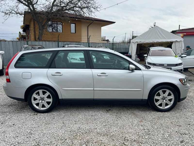 Volvo V50 2.4i* ШВЕЙЦАРИЯ* , снимка 4 - Автомобили и джипове - 53571740
