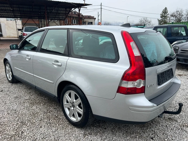 Volvo V50 2.4i* ШВЕЙЦАРИЯ* , снимка 7 - Автомобили и джипове - 53571740