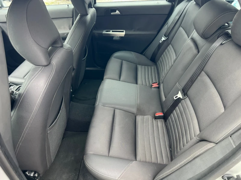 Volvo V50 2.4i* ШВЕЙЦАРИЯ* , снимка 10 - Автомобили и джипове - 53571740