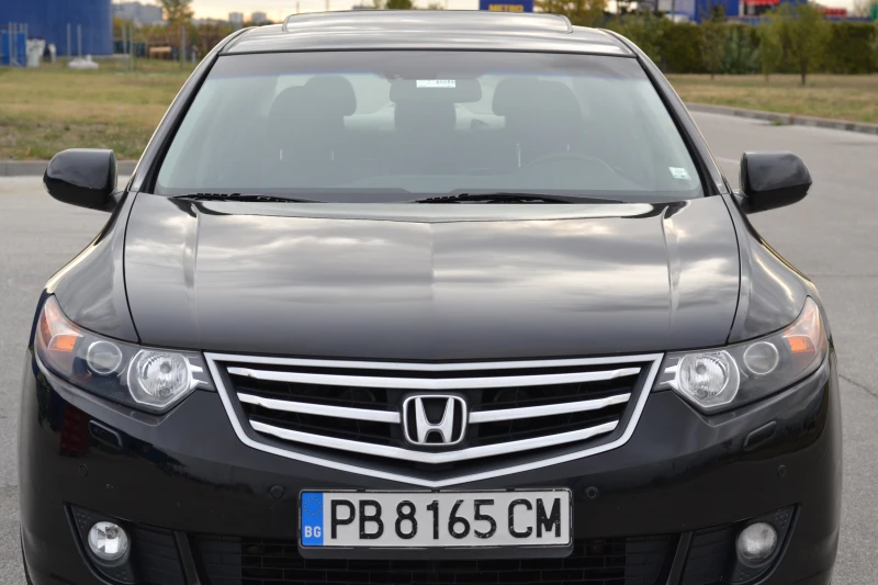 Honda Accord 2.4L Executive * Автомат * Кожа * Камера * История, снимка 5 - Автомобили и джипове - 53594568