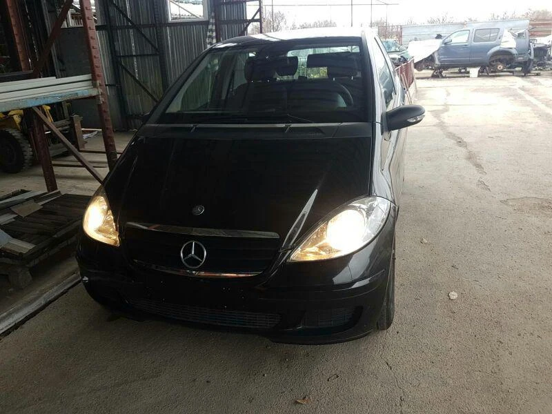 Mercedes-Benz A 150 1.5, снимка 1 - Автомобили и джипове - 42072326