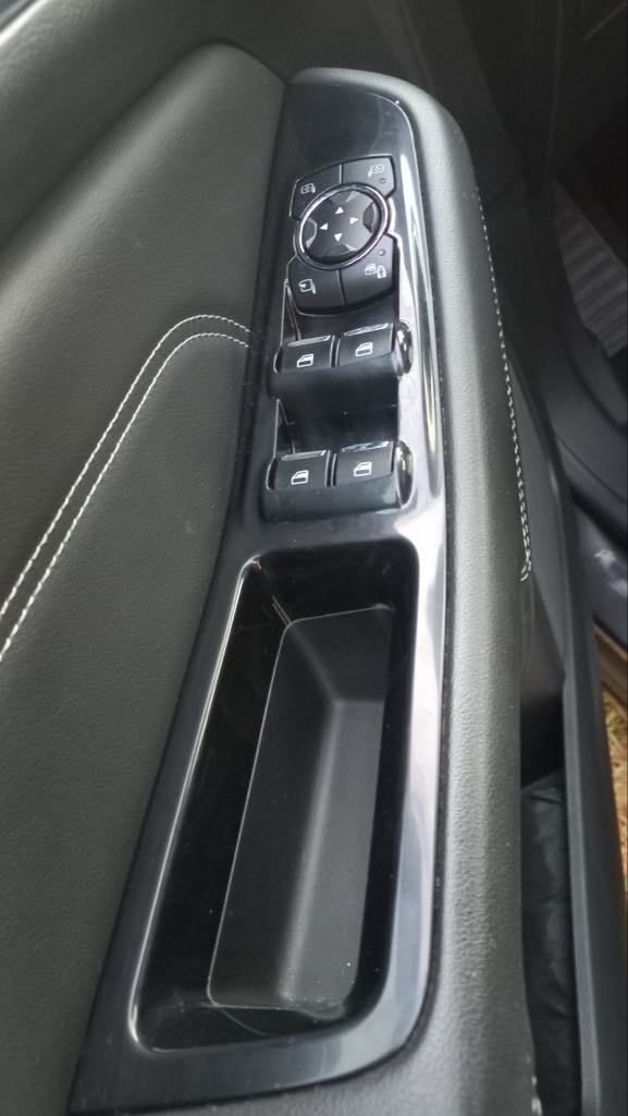 Ford S-Max Titanium, снимка 11 - Автомобили и джипове - 46433538