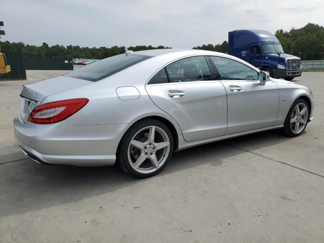 Mercedes-Benz CLS 500 550, снимка 5 - Автомобили и джипове - 47342828