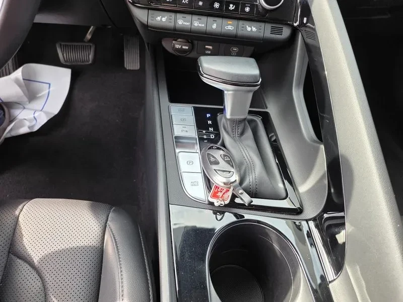 Hyundai Elantra THE NEW AVANTE 1.6 LPG, снимка 14 - Автомобили и джипове - 55621691