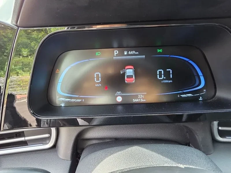 Hyundai Elantra THE NEW AVANTE 1.6 LPG, снимка 15 - Автомобили и джипове - 55621691
