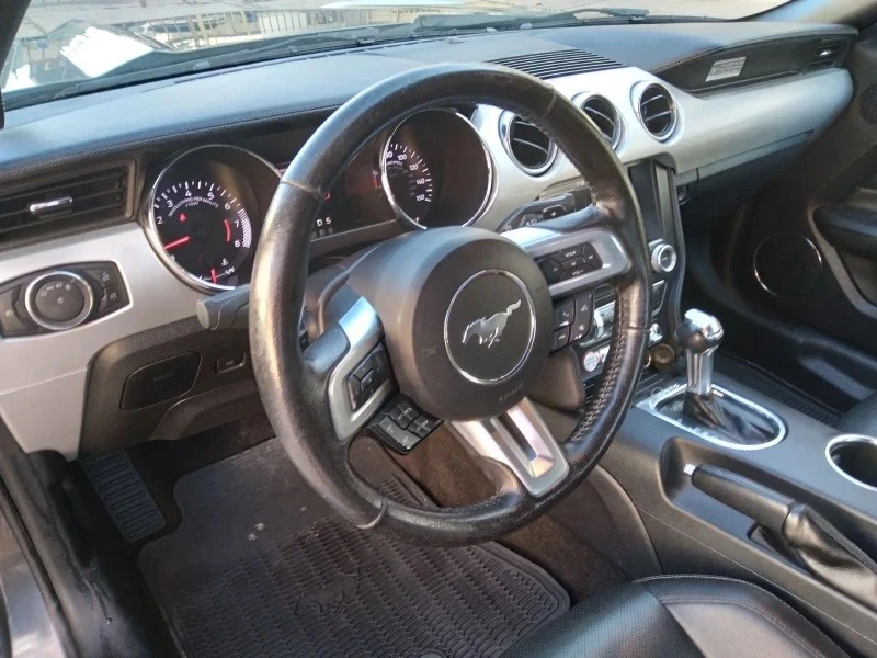 Ford Mustang, снимка 5 - Автомобили и джипове - 56620977