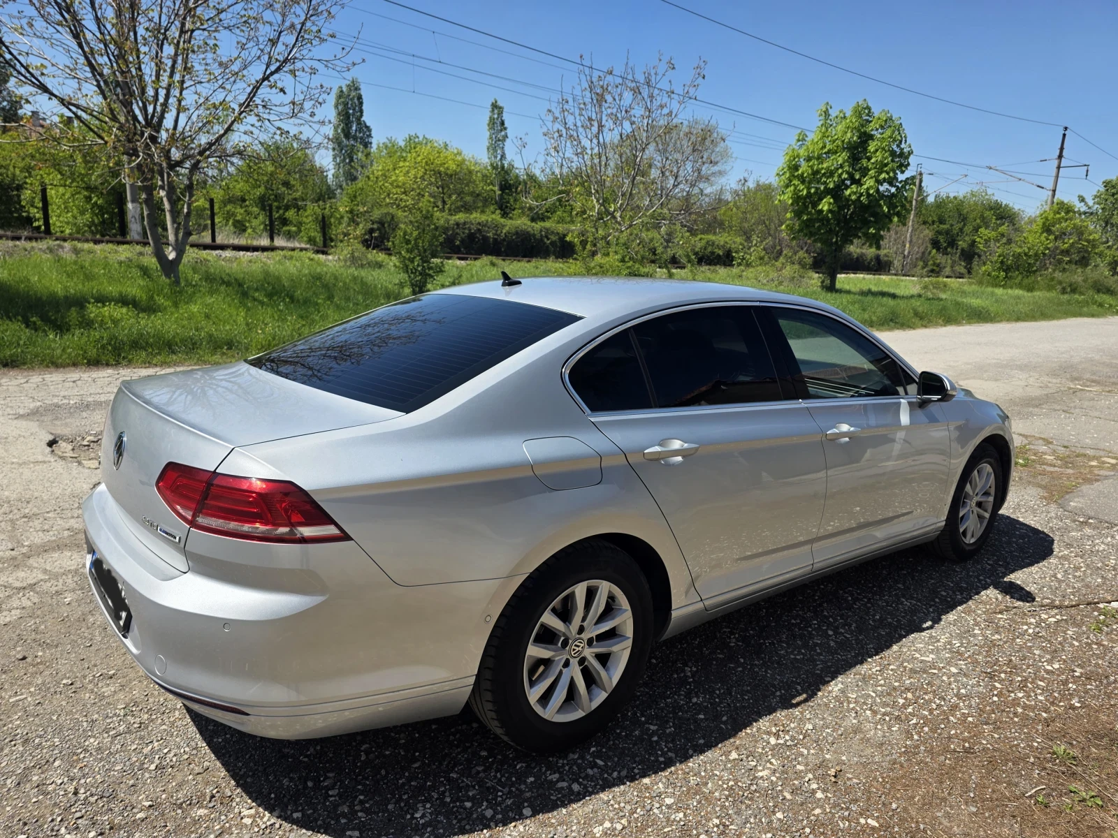 VW Passat 2.0TDI - изображение 5