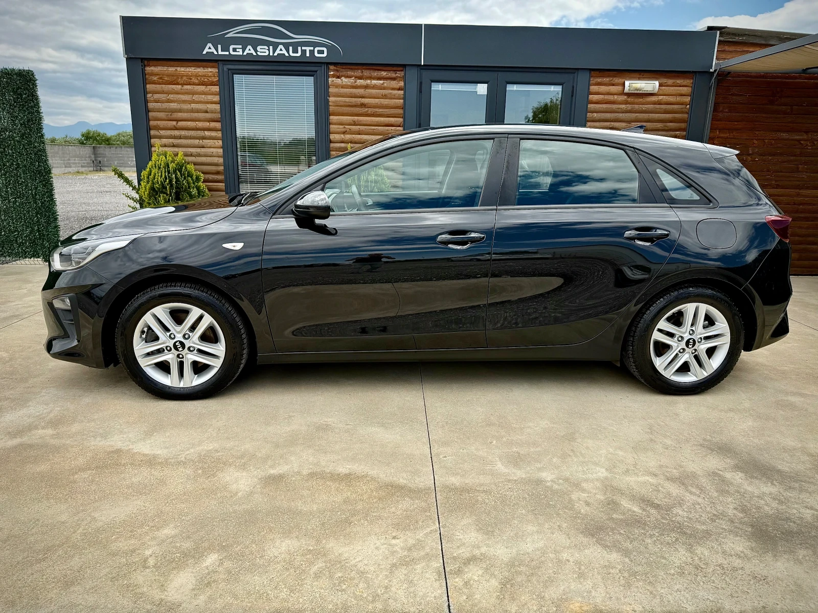 Kia Ceed 1.4 MPI* Bi-Fuel/GAS* LED - изображение 2