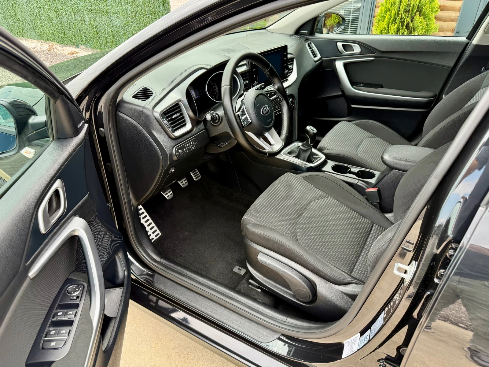 Kia Ceed 1.4 MPI* Bi-Fuel/GAS* LED - изображение 9