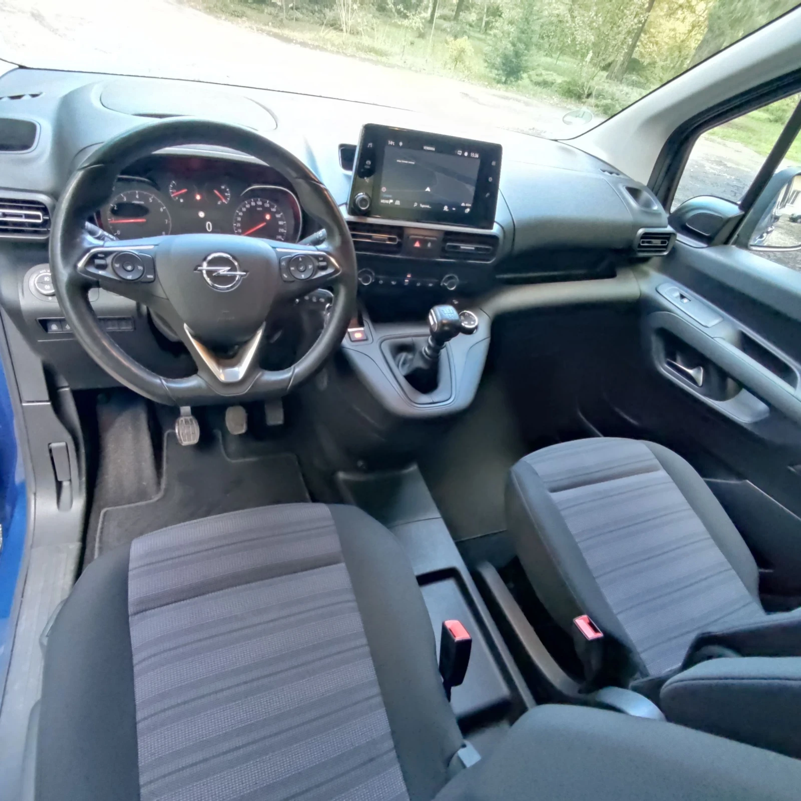 Opel Combo Life 4+ 1 - изображение 7