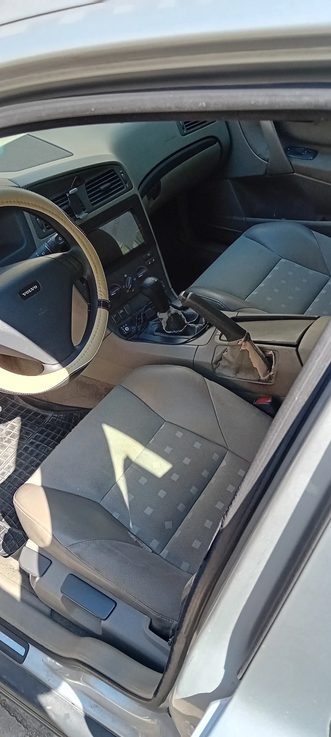 Volvo S60  - изображение 4