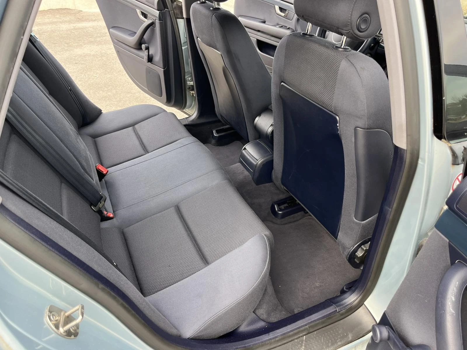 Audi A4 1.9TDI 101кс. КЛИМАТРОНИК  - изображение 10