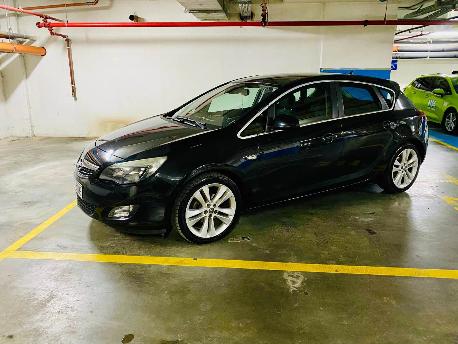 Opel Astra 1.4i Turbo VVT, 140кс, Обслужен - изображение 2