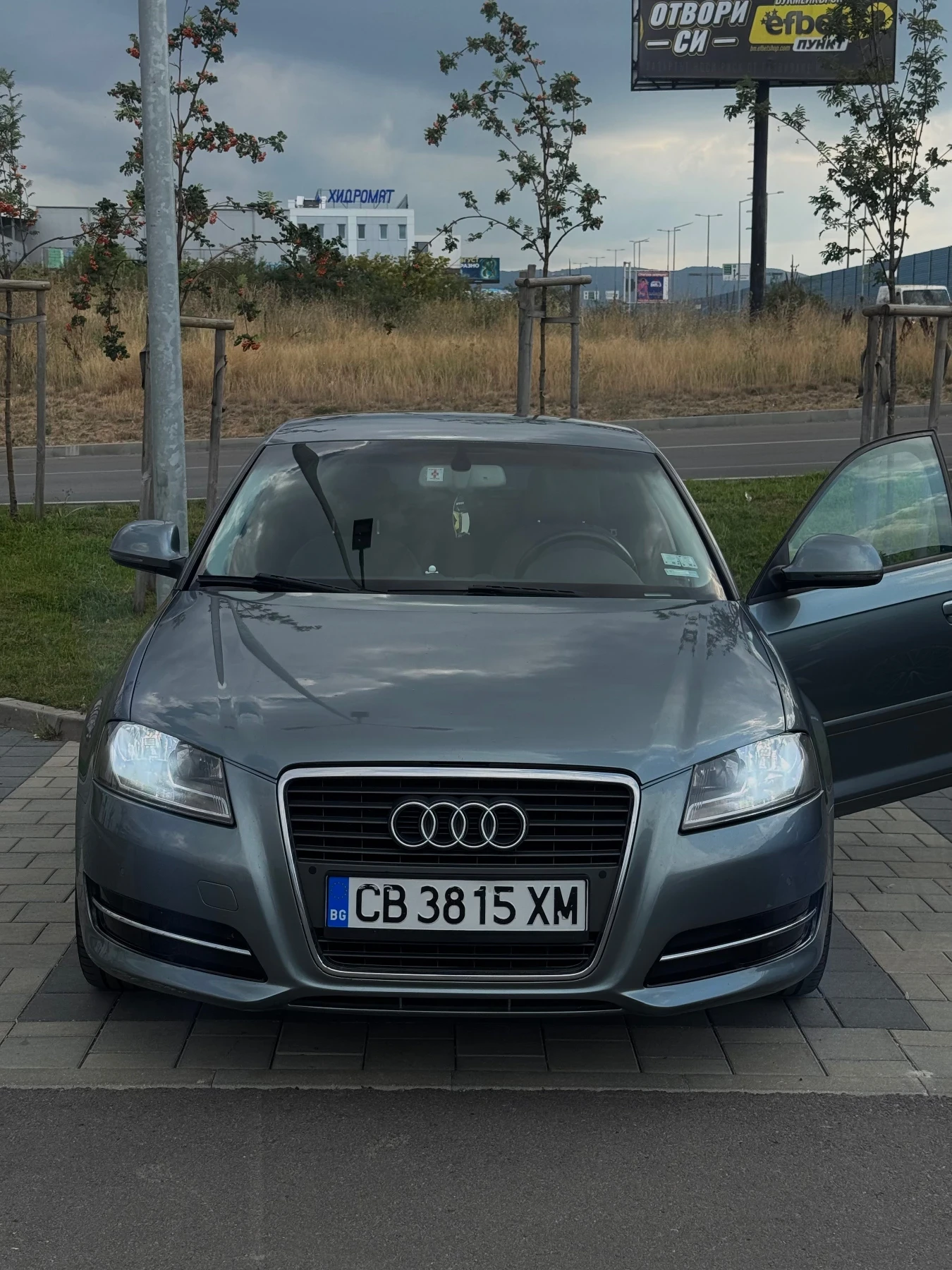 Audi A3 2.0TDI Sportback Facelift 140 к.с. - изображение 5