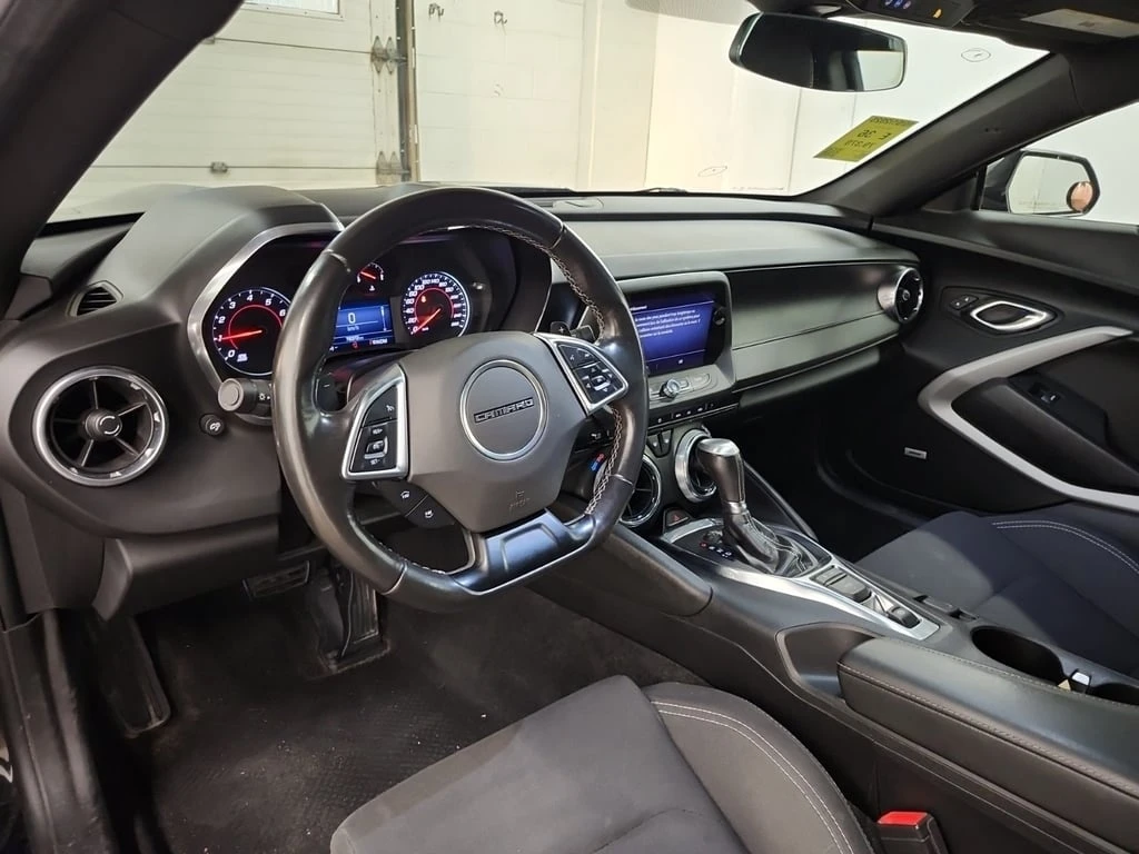 Chevrolet Camaro * 1LT * CARFAX *  - изображение 9