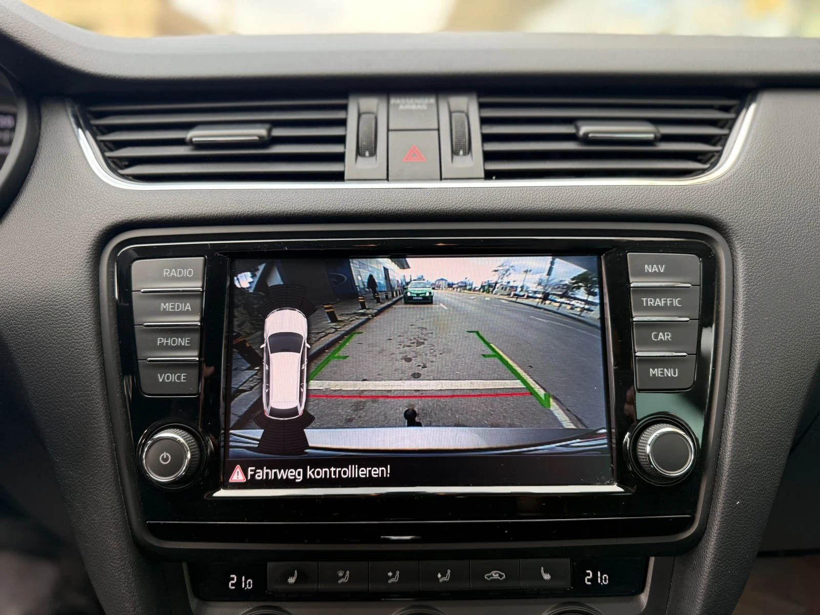 Skoda Octavia Scout 6  /1.8i  | Mobile.bg   11