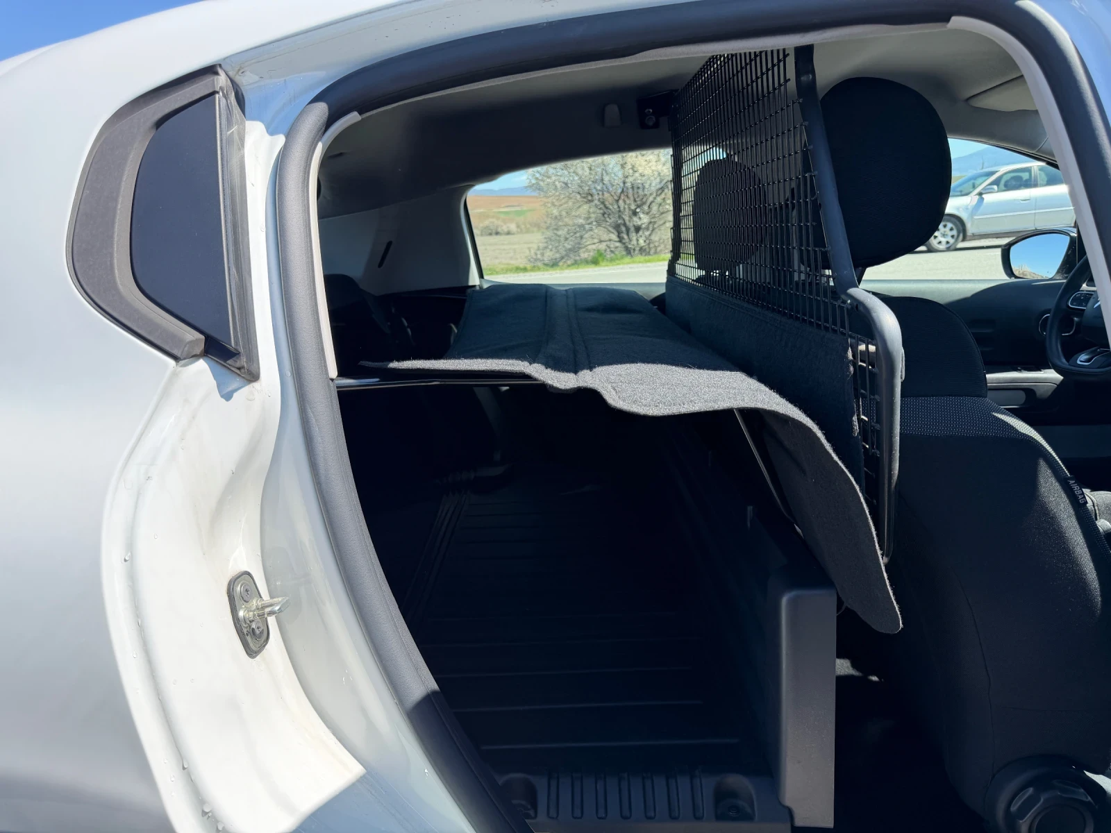 Citroen C3 1.5 HDI, снимка 7 - Автомобили и джипове - 54110598