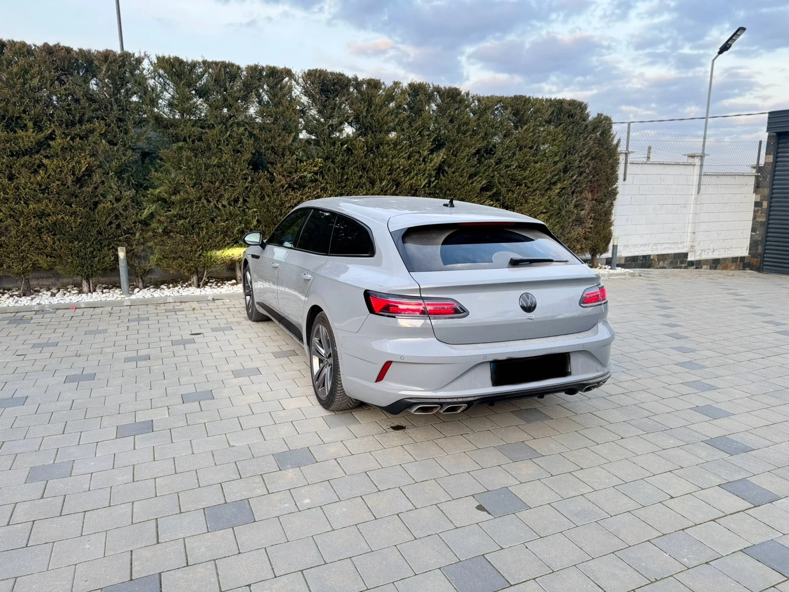 VW Arteon, снимка 4 - Автомобили и джипове - 54457660