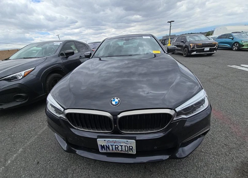 BMW 540 2018 BMW 5 Series Sedan 540i M SPORT LINE, снимка 2 - Автомобили и джипове - 54728015