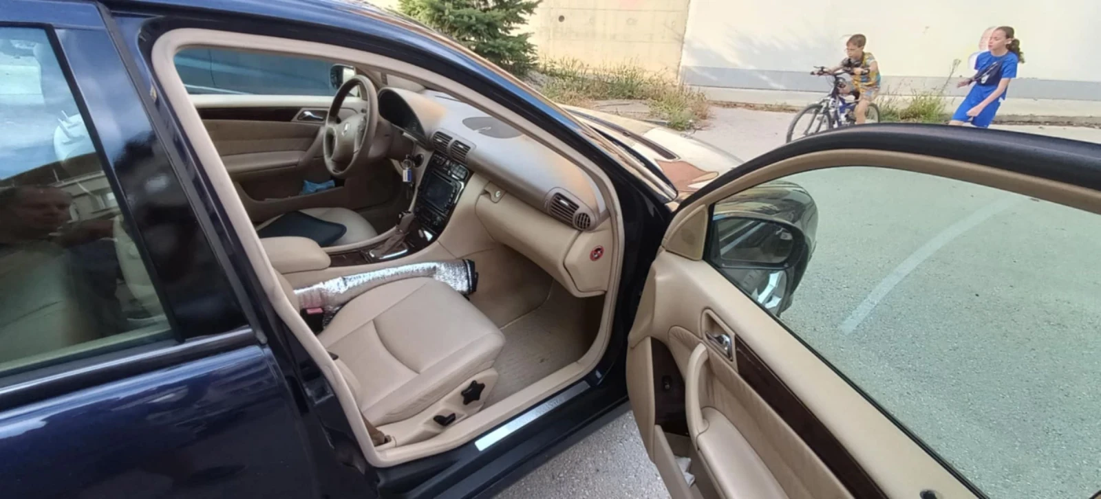Mercedes-Benz C 320 AMG , снимка 5 - Автомобили и джипове - 54766506