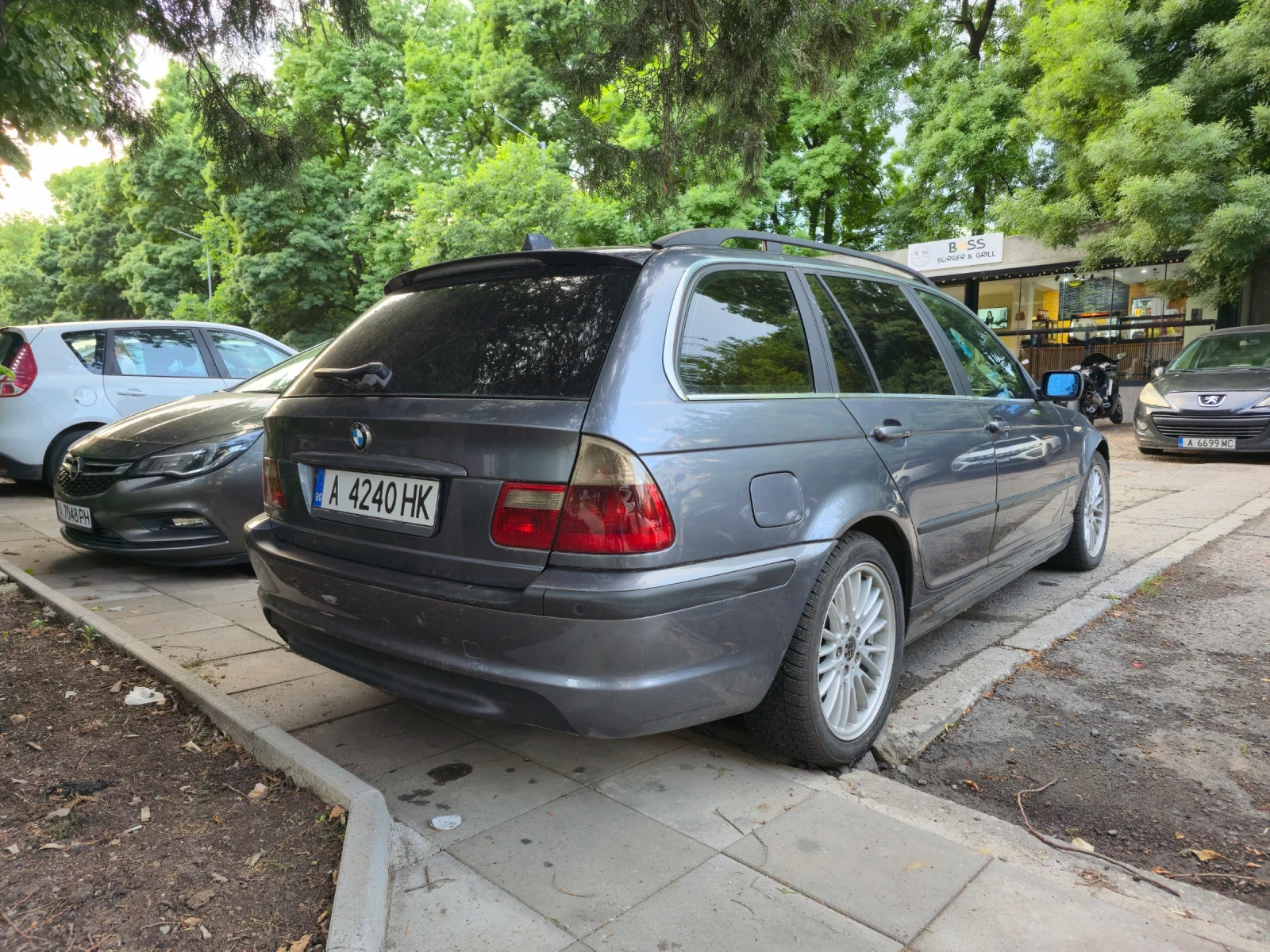 BMW 325 Xi M-tech Газ, снимка 5 - Автомобили и джипове - 54858691