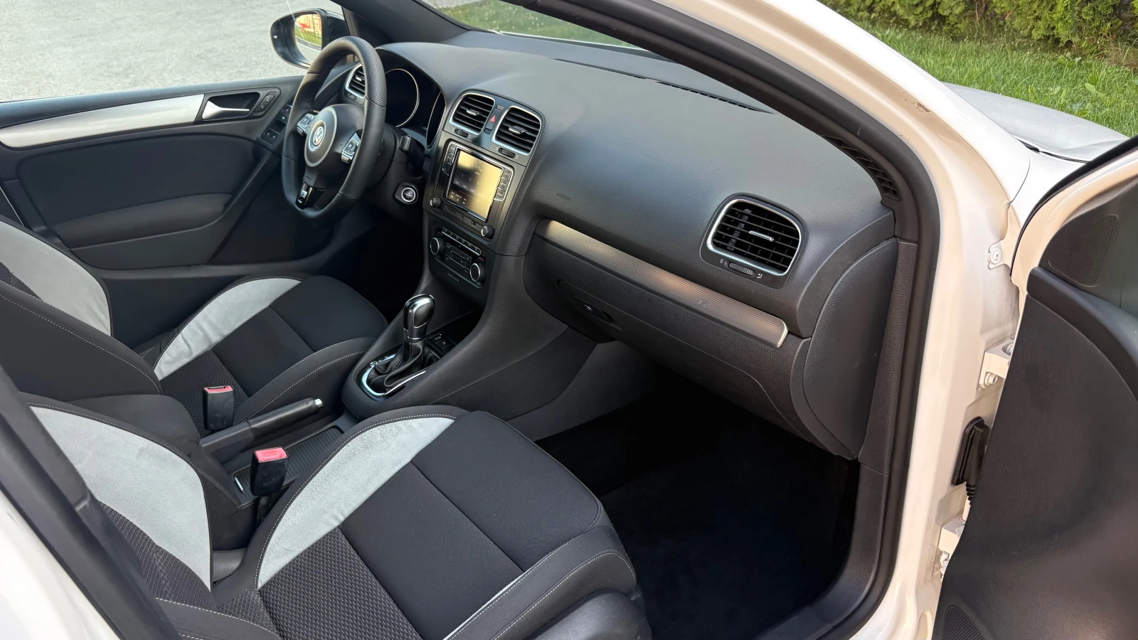 VW Golf 2.0tdi R-Line, снимка 15 - Автомобили и джипове - 54908359