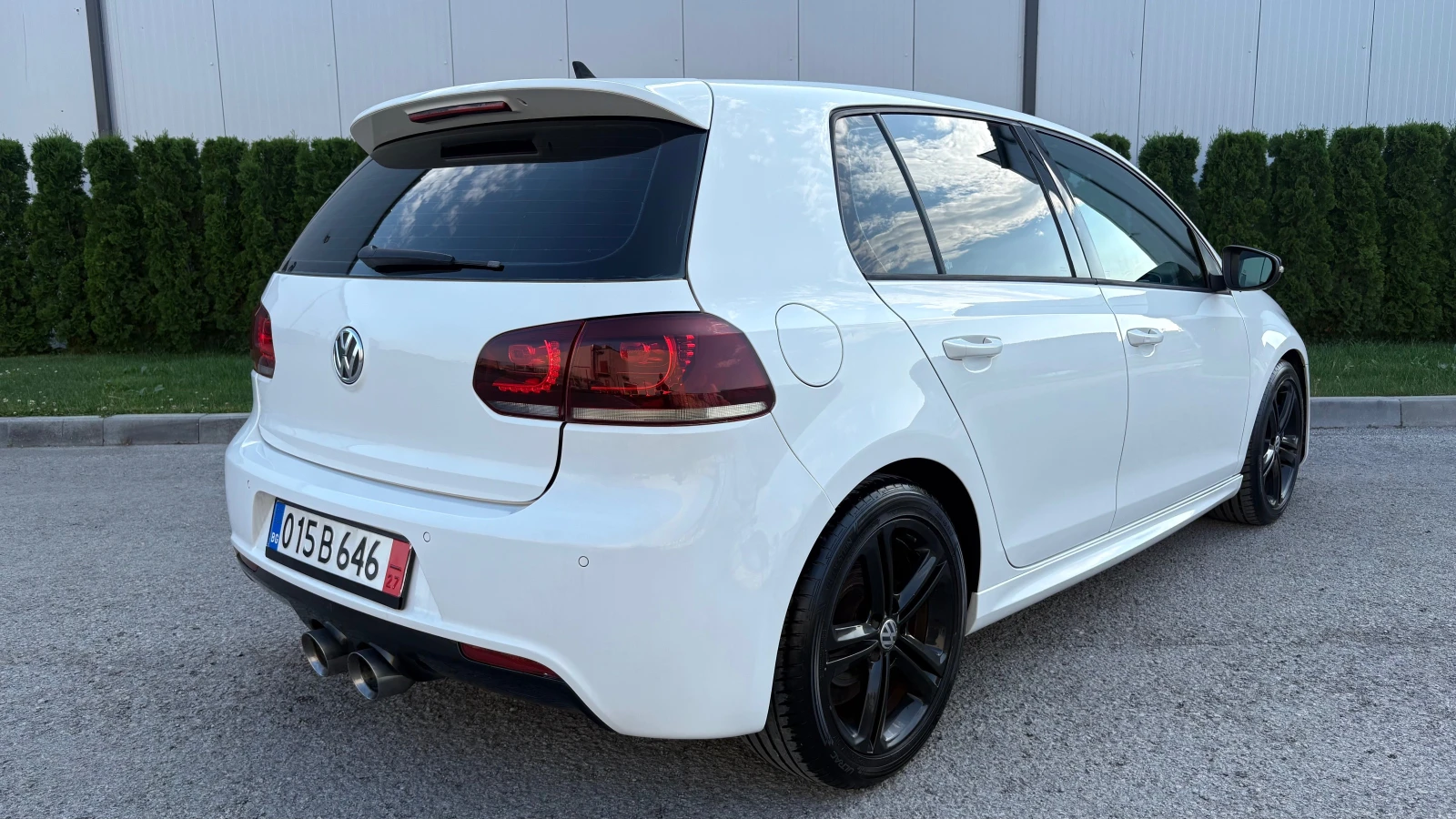 VW Golf 2.0tdi R-Line, снимка 6 - Автомобили и джипове - 54908359