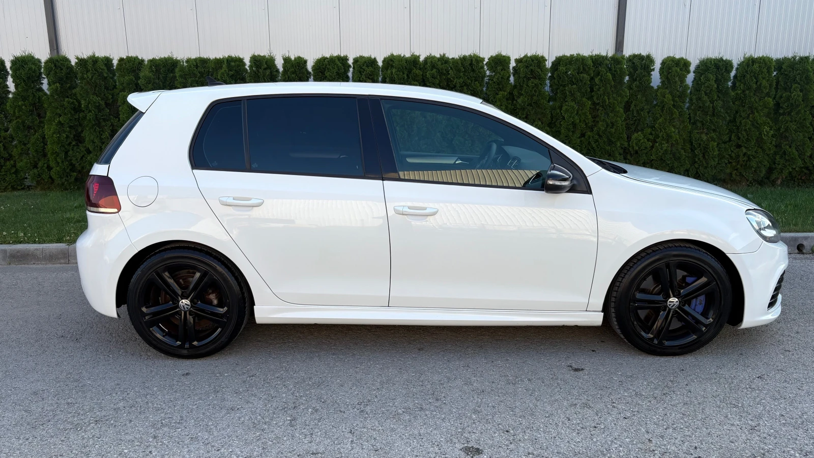 VW Golf 2.0tdi R-Line, снимка 5 - Автомобили и джипове - 54908359