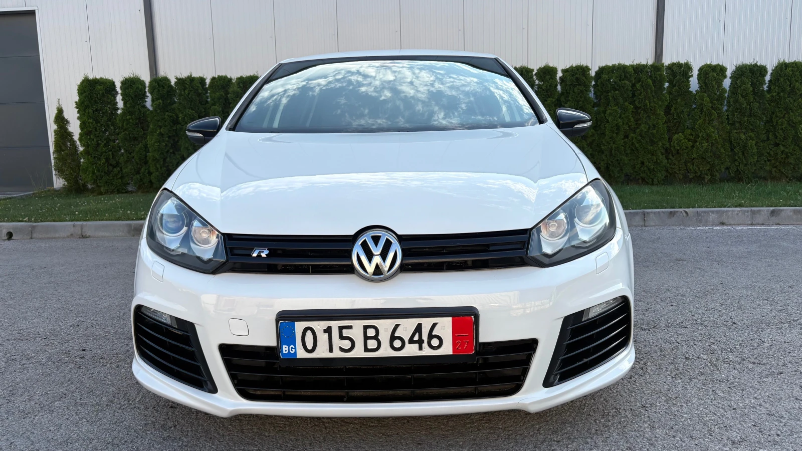 VW Golf 2.0tdi R-Line, снимка 2 - Автомобили и джипове - 54908359