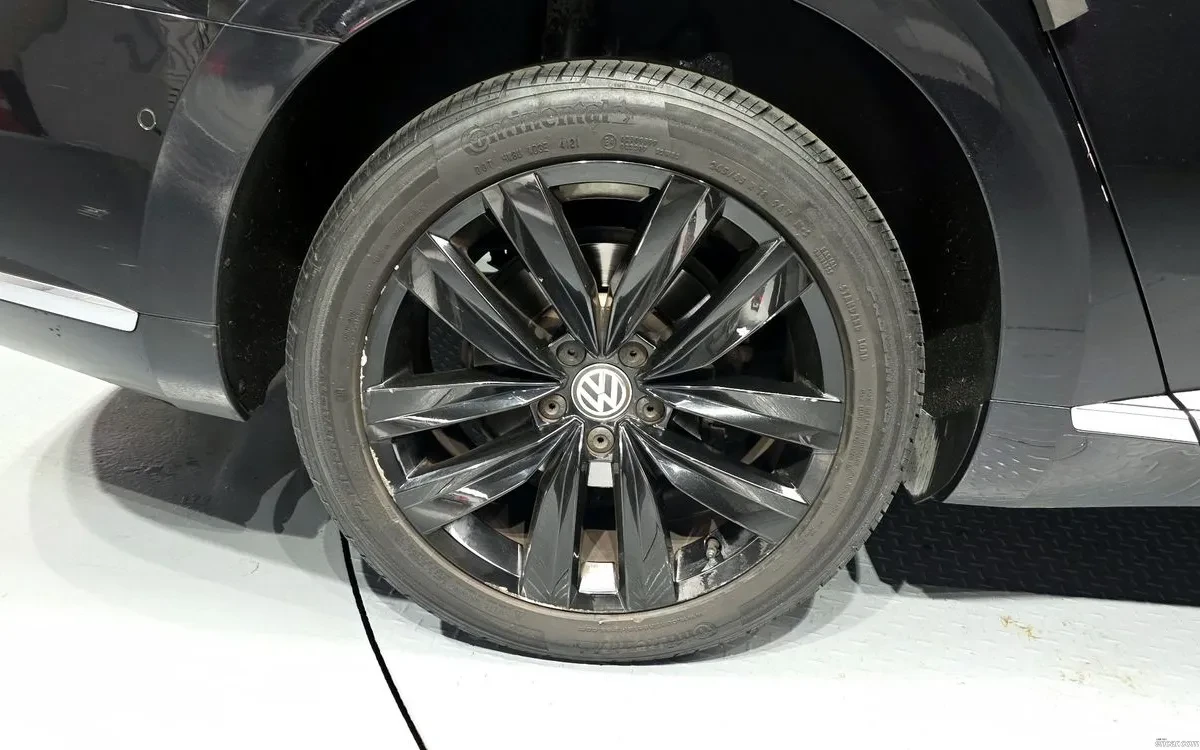 VW Arteon PRESTIGE !УНИКАТ HEAD UP/360CAM/ !ПАНОРАМА, снимка 5 - Автомобили и джипове - 55063701