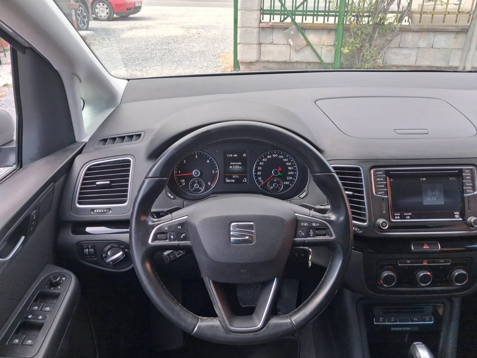 Seat Alhambra 2.0 TDI Style 4Drive, снимка 15 - Автомобили и джипове - 55134104