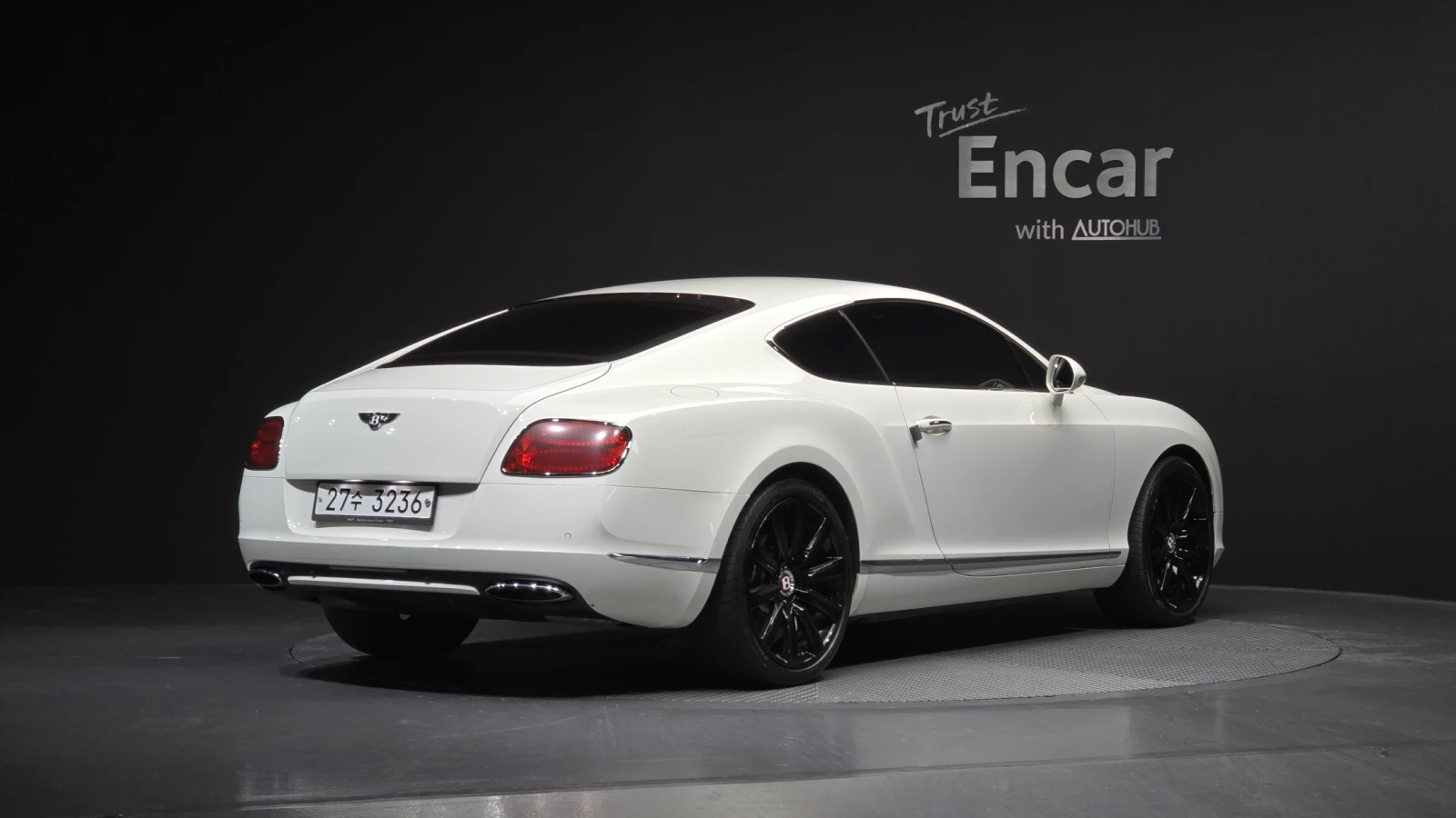 Bentley Continental gt W12* МАСАЖ* SOFT CLOSE* ЕЛ. БАГАЖНИК* КРАЙНА ЦЕНА, снимка 2 - Автомобили и джипове - 55593633