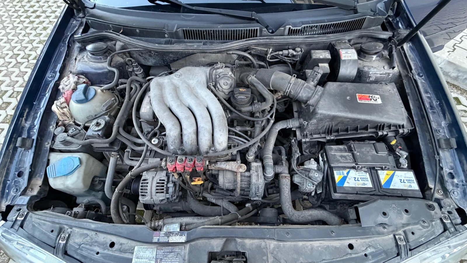 VW Bora, снимка 14 - Автомобили и джипове - 56639674