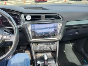 VW Tiguan Highline/CARFAX/ПОДГРЕВ/ПАНОРАМА/ПАМЕТ, снимка 9