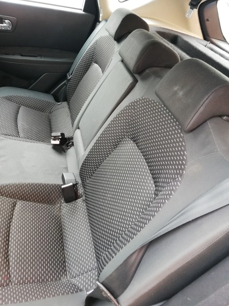 Nissan Qashqai 1.6 БЕНЗИН КЛИМАТРОНИК, ПАНОРАМА , снимка 8 - Автомобили и джипове - 49935173