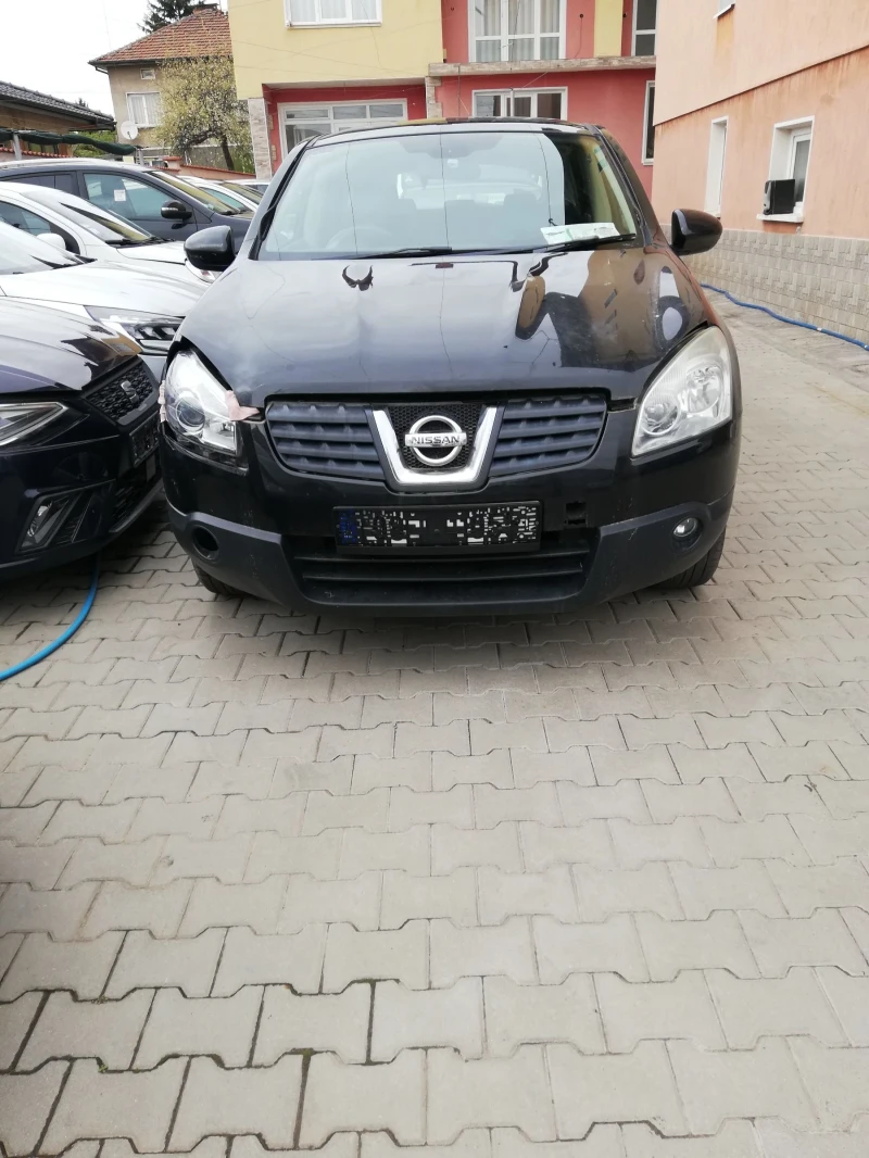 Nissan Qashqai 1.6 БЕНЗИН КЛИМАТРОНИК, ПАНОРАМА , снимка 10 - Автомобили и джипове - 49935173