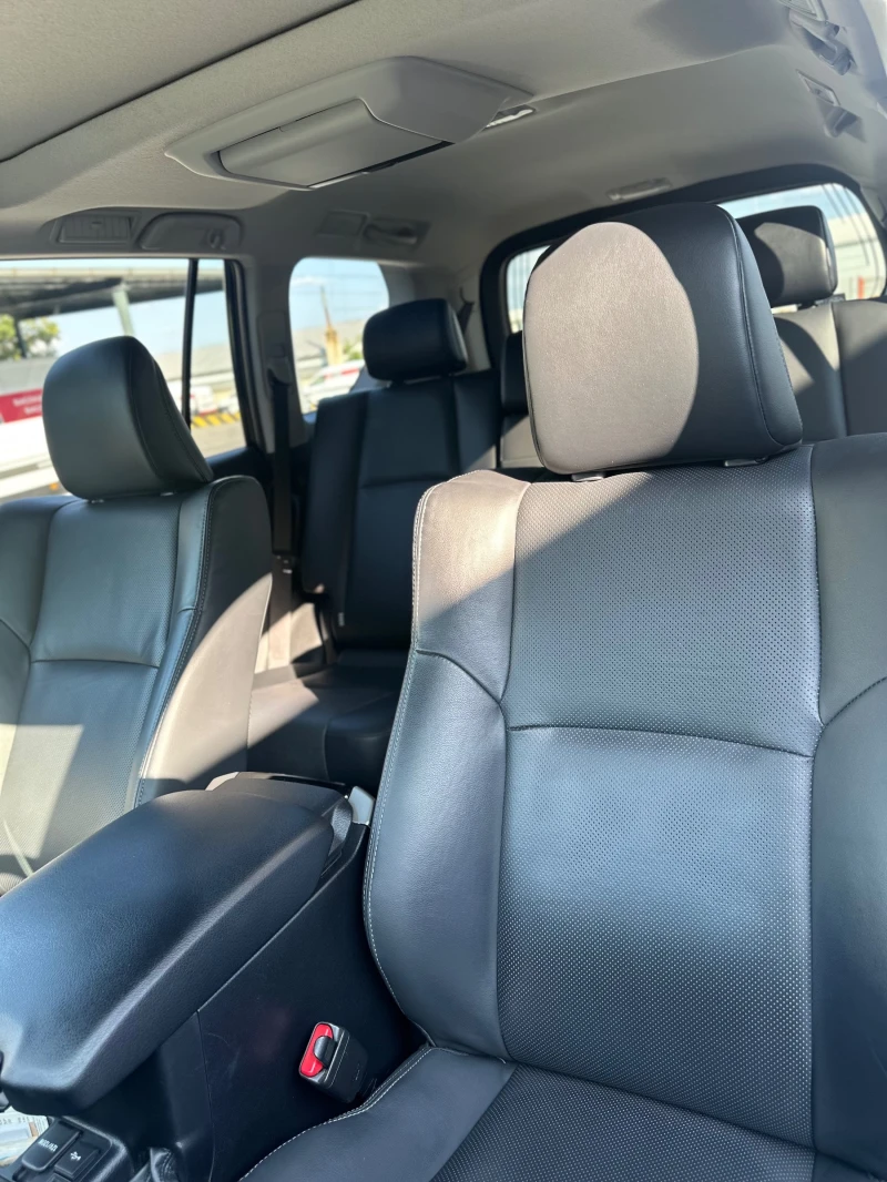 Toyota Land cruiser 150 2.8 LUXURY 6A/T AVS BLACK EDITION, снимка 5 - Автомобили и джипове - 52014208