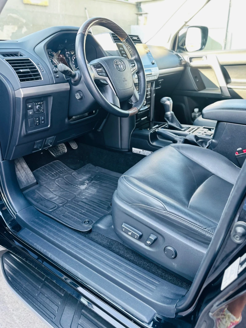 Toyota Land cruiser 150 2.8 LUXURY 6A/T AVS BLACK EDITION, снимка 7 - Автомобили и джипове - 52014208