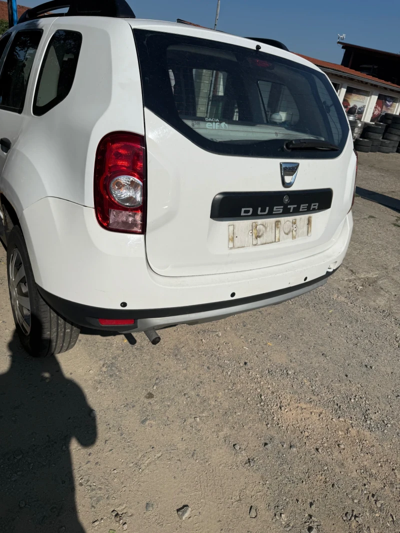 Dacia Duster 1.6, снимка 3 - Автомобили и джипове - 50959571