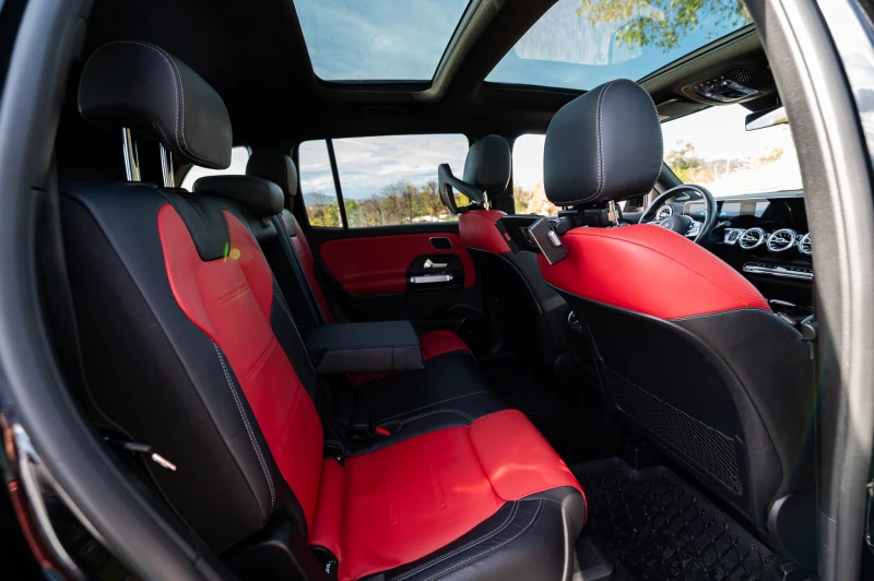 Mercedes-Benz GLB 250 4Matic AMG PACK FULL !, снимка 10 - Автомобили и джипове - 52295675