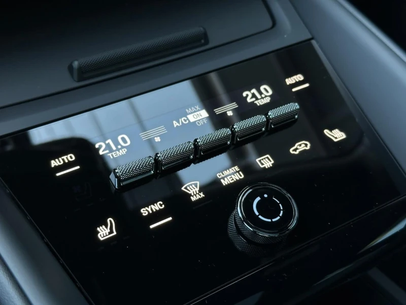 Porsche Macan ELECTRIC/BOSE/MATRIX/PANO/360/, снимка 15 - Автомобили и джипове - 53172851