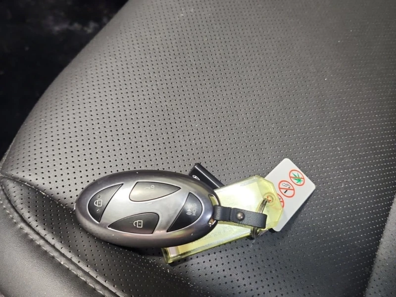 Hyundai Kona * PREFERRED * CARFAX * ЦЕНА ДО БГ, снимка 8 - Автомобили и джипове - 53395643