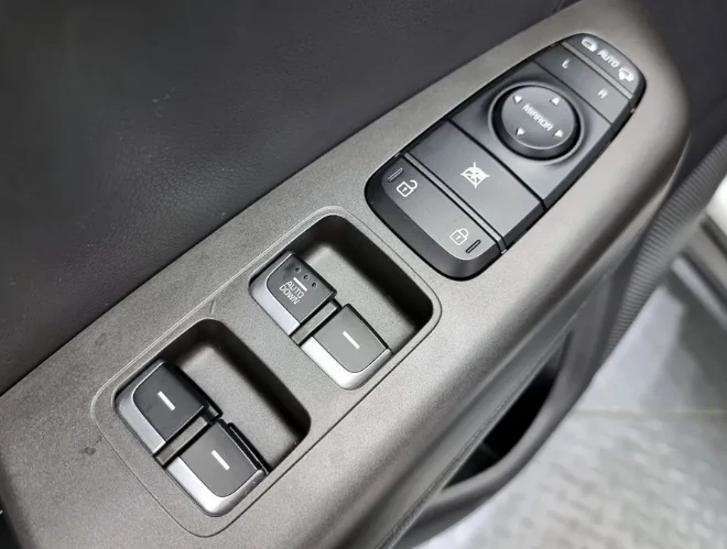 Kia Sportage 2.0 CRDi 4WD | Mobile.bg   14