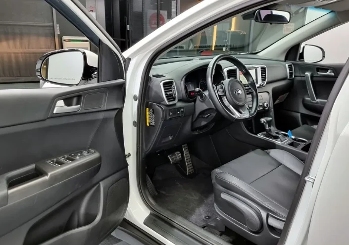 Kia Sportage 2.0 CRDi 4WD - изображение 10