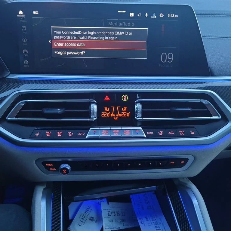 BMW X6 * M50i * CARFAX* 360* ПОДГРЕВИ * PANO - изображение 10