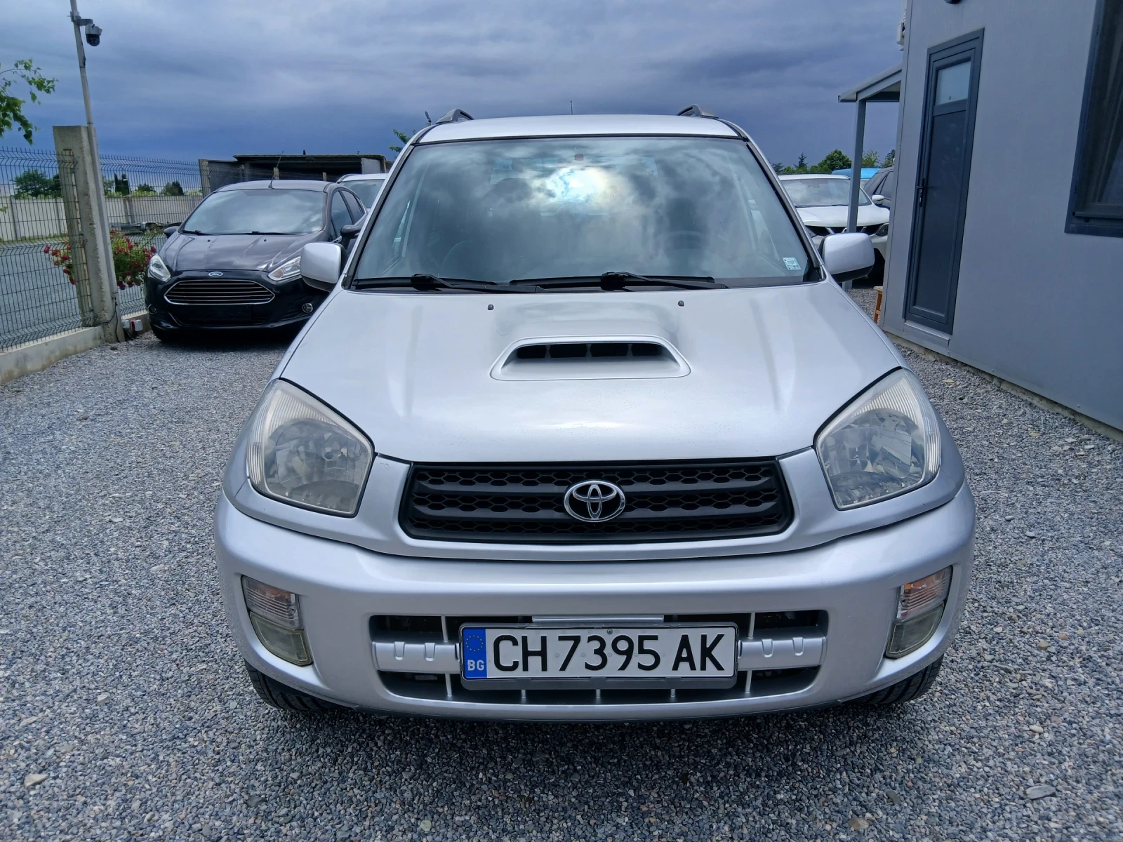 Toyota Rav4, снимка 10 - Автомобили и джипове - 47657275