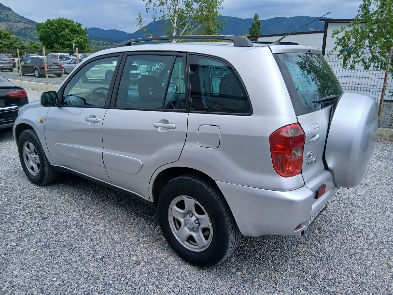 Toyota Rav4, снимка 7 - Автомобили и джипове - 47657275
