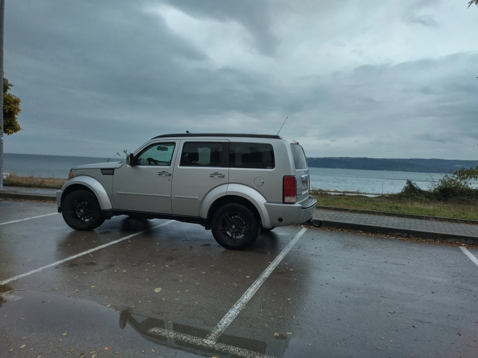 Dodge Nitro Dodge Nitro 3.7 Benzin/Gas - изображение 2